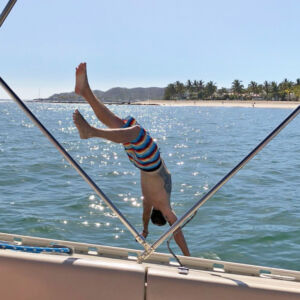 private sailing charters, private sailboat, sunset cruise, whale watching, sailing school, sailing clinics, sailing classes, puerto vallarta, nuevo vallarta